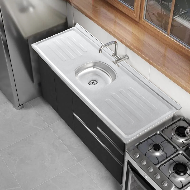 Cozinha ambientada com Pia em aço inox Amandy